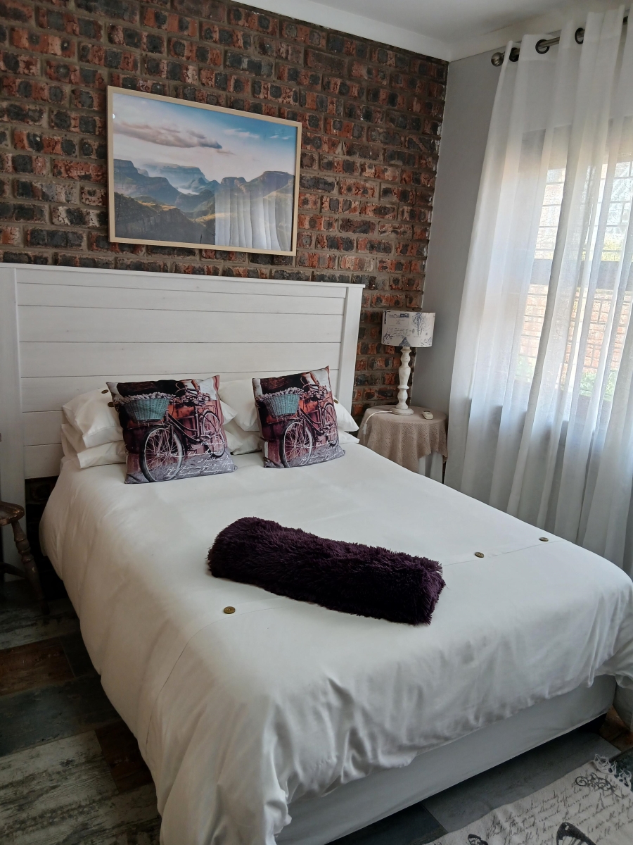 3 Bedroom Property for Sale in Wavecrest Eastern Cape